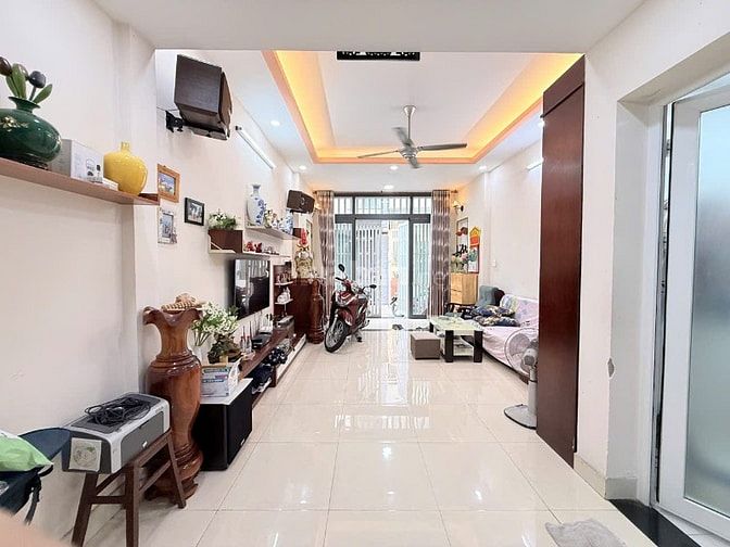 Lê Văn Sỹ Phú Nhuận, 56m2 , Nhà Mới Hẻm Xe Hơi , Giá Tốt