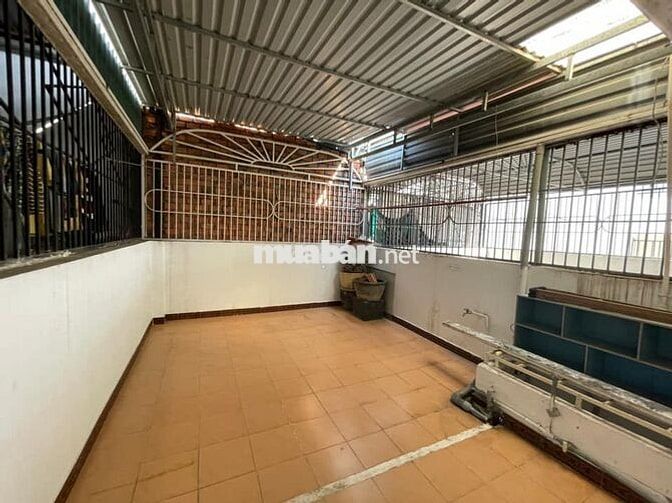 Phù hợp ở nhà hẻm Điện Biên Phủ, Bình Thạnh, 3.7x13m 2PN 3WC chỉ 16tr