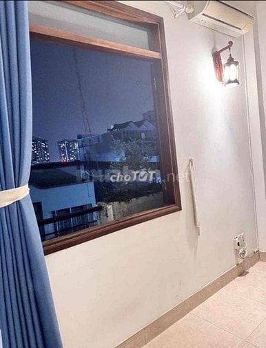 Bán gấp nhà:6,8x22;3lầu mặt tiền hẻm(5m),Nguyễn Thị Thập,Q7(củ)