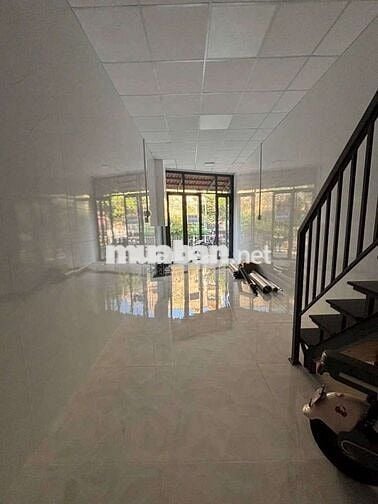 Nhà mặt tiền hẻm cho thuê kinh doanh tốt đường Dương Quảng Hàm p5