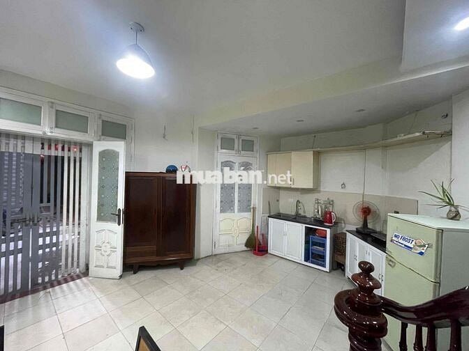 cho thuê nhà nguyên căn 35m2 x 5 tầng