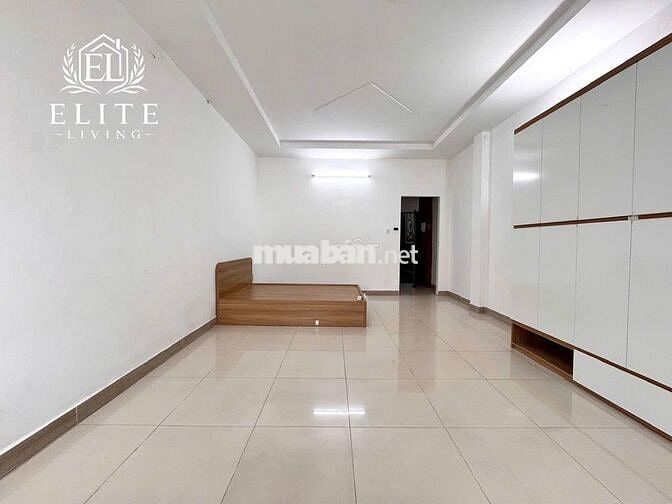 STUDIO SIÊU RỘNG THOÁNG CỬA SỔ NGAY NGÃ TƯ - VINCOM THỦ ĐỨC - XA LỘ HN