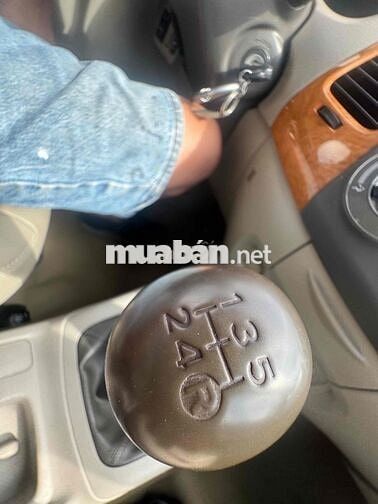 Toyota Innova 2009 7 chỗ Bạc 90000 km