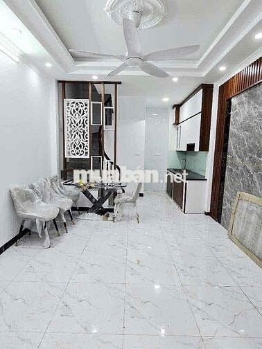 CHO THUÊ NHÀ NGUYÊN CĂN TẠI CỔ LINH