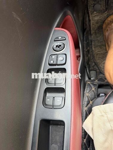 Hyundai  i10 sedan 2020 Số tự động Bạc 80000 km