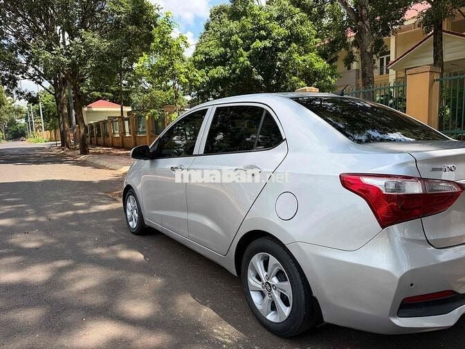 Hyundai  i10 sedan 2020 Số tự động Bạc 80000 km