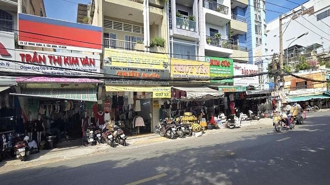 Cho thuê mặt bằng ngay Chợ Tân Bình DT 4x18,5m Đường Lê Minh Xuân