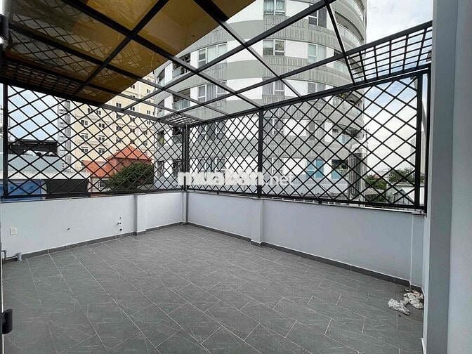 Cho Thuê Nhà HXH 2 Lầu 4PN nội thất cơ bản