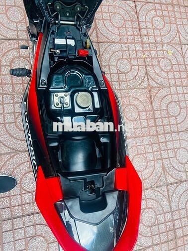 Yamaha Exciter 134cc 2011 Đỏ đen Trong nước