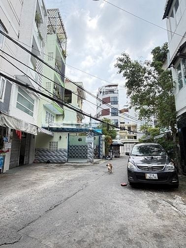 Nhà Đẹp Tiện Kinh Doanh,Hẻm Xe Hơi Ngay Chợ Cây Quéo, Bình Thạnh