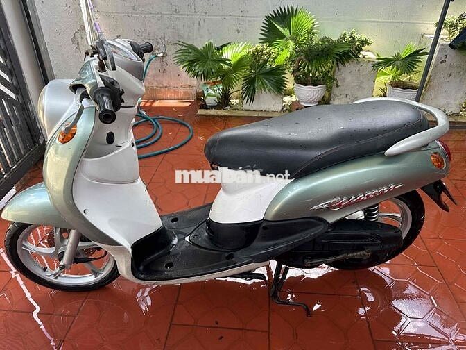 Xe tay ga Yamaha Classico Xám bạc