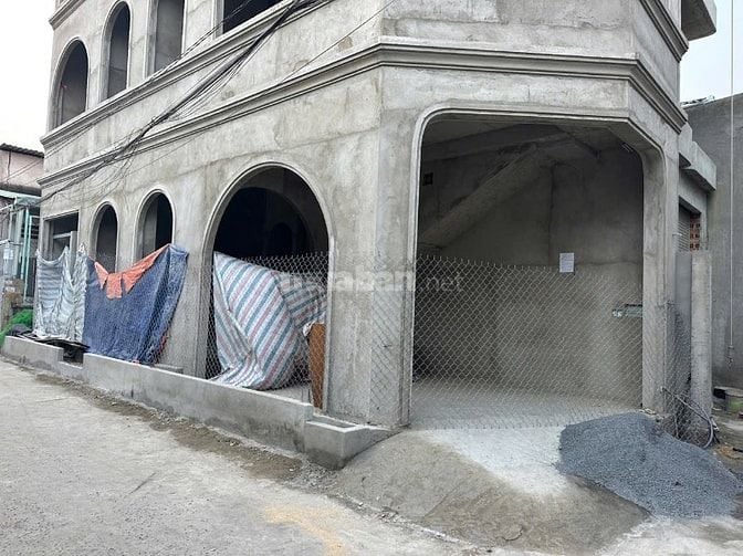 Chính chủ cần bán nhà đang xây dựng, đã xây xong phần thô