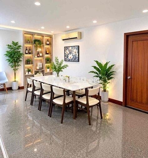 bán căn hộ thông tầng,full nội thất,sổ hồng riêng,nhà mới derco