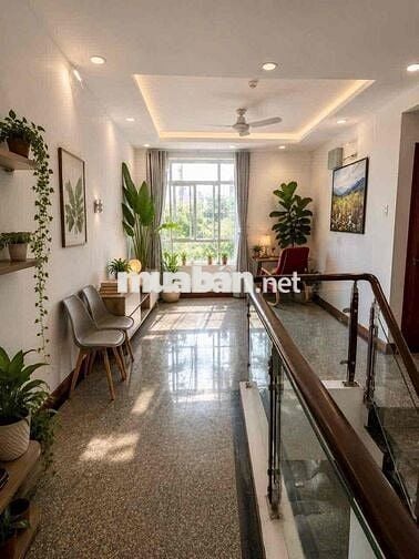 bán căn hộ thông tầng,full nội thất,sổ hồng riêng,nhà mới derco
