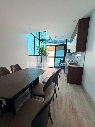 trung tâm thủ đô 6 tầng thang máy full nội thất 12 tỷ