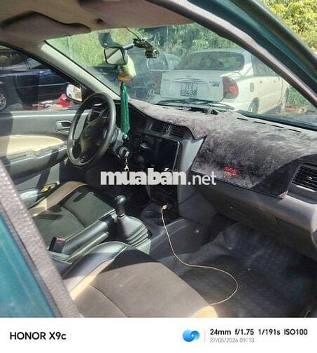 Mazda 323 GLXI 1997 Xanh Số sàn