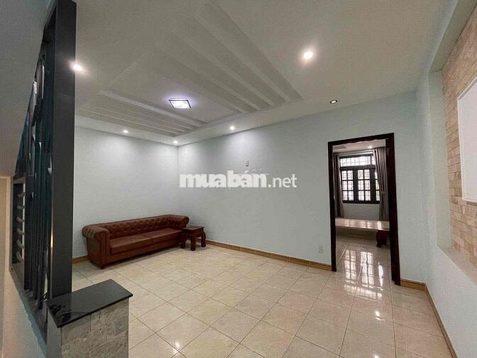 Cho Thuê Nhà HXH 2 Lầu 4PN nội thất cơ bản