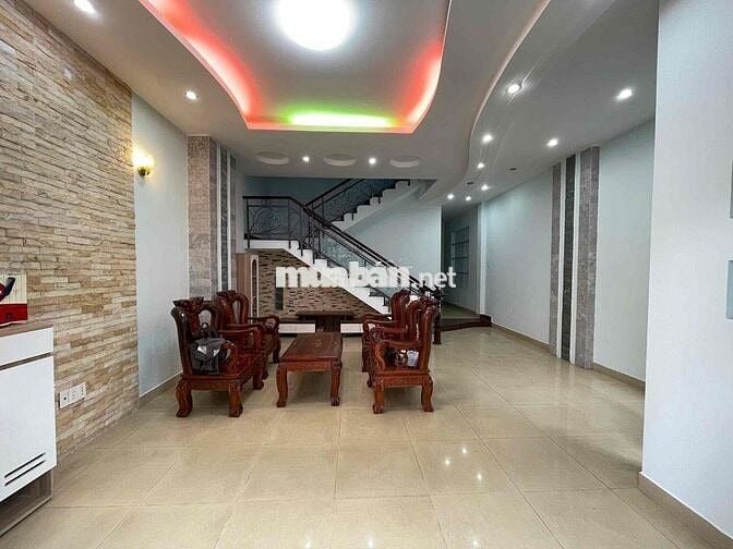 Cho Thuê Nhà HXH 2 Lầu 4PN nội thất cơ bản