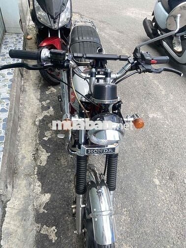 Honda tay côn Đen Đỏ Bạc Xe máy cổ điển