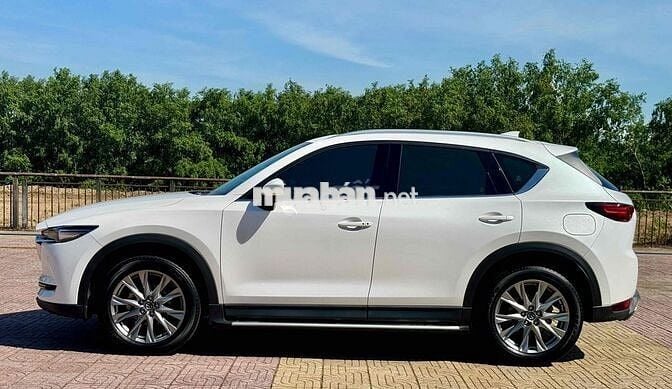 Mazda CX5 2.0L Premium 2022 Trắng 24000 km