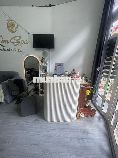 Sang tiệm nails-mi- gội dưỡng sinh 1:1
