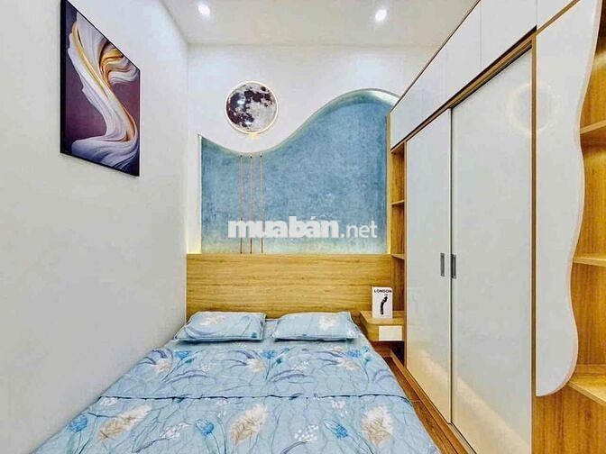 Bán nhà 5tỷ Non hẻm xe Hơi thông trần bá giao