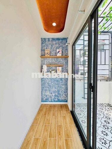 Bán nhà 5tỷ Non hẻm xe Hơi thông trần bá giao