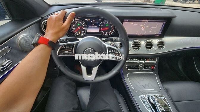 E200 Sports 2019 bản giới hạn