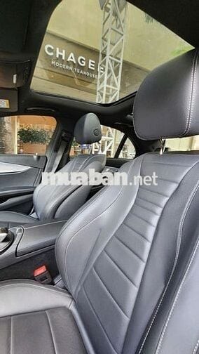 E200 Sports 2019 bản giới hạn
