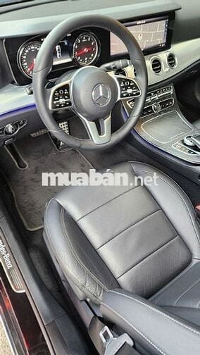 E200 Sports 2019 bản giới hạn