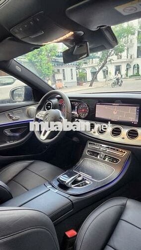 E200 Sports 2019 bản giới hạn