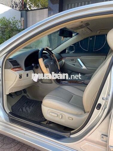 Toyota Camry 2.4G 2008 Bạc 168.000 km