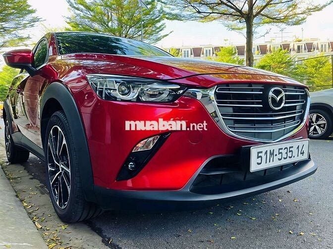 Gia đình bán xe hiệu Mazda CX-3 SX 2024 mới 95%