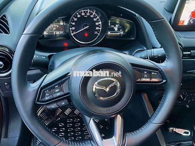 Gia đình bán xe hiệu Mazda CX-3 SX 2024 mới 95%