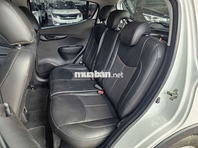 VinFast Fadil Plus 2022 1.4 AT Trắng Tự động