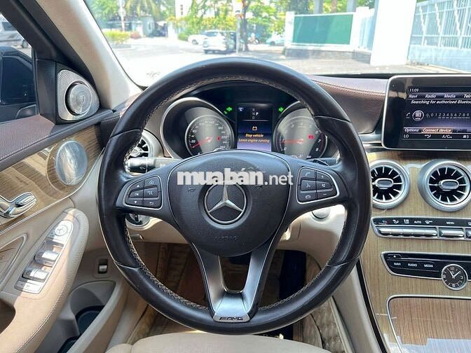 Mercedes-Benz C200 2018 Số tự động Đen