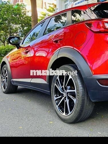 Gia đình bán xe hiệu Mazda CX-3 SX 2024 mới 95%