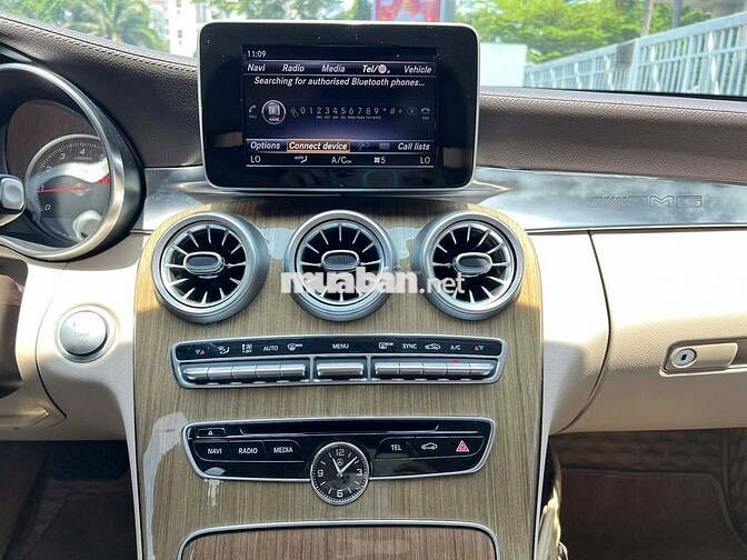 Mercedes-Benz C200 2018 Số tự động Đen