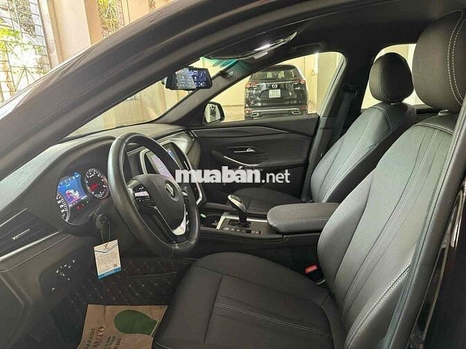 VinFast Lux A2.0 Base 2021 Nâu