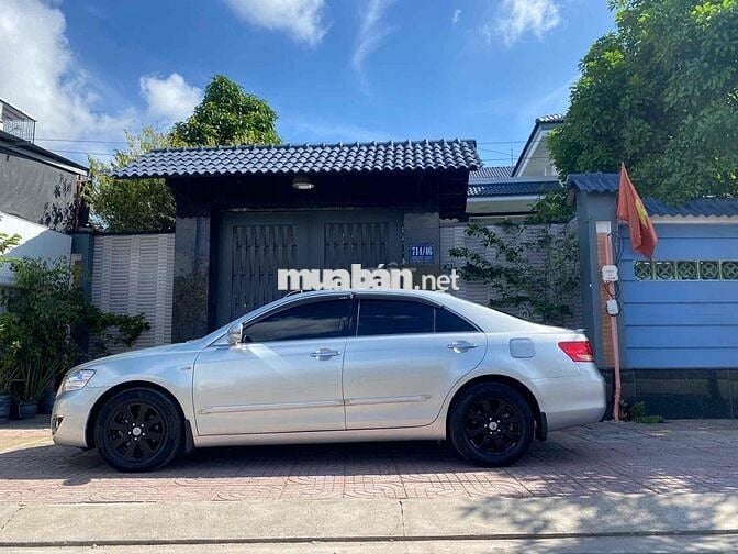 Toyota Camry 2.4G 2008 Bạc 168.000 km