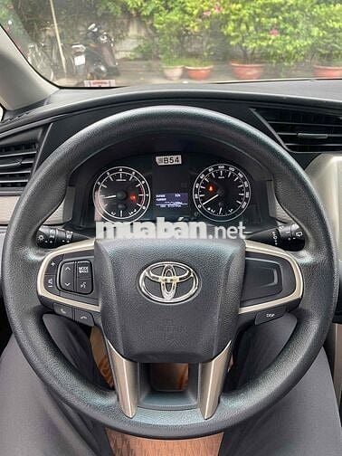 Toyota Innova 2.0MT 2017 / Giá thương lượng mạnh