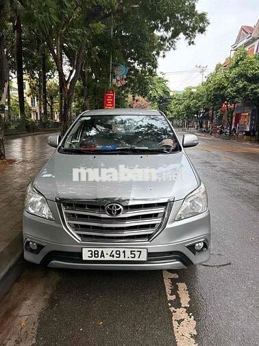 Toyota Innova V 2014 Tự động Bạc 190000 km