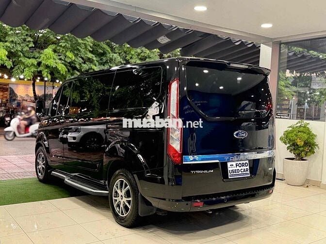 Ford Tourneo Titanium 2019 - Nhiều Option