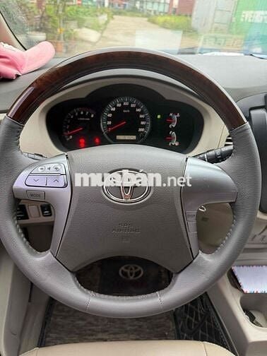 Toyota Innova V 2014 Tự động Bạc 190000 km