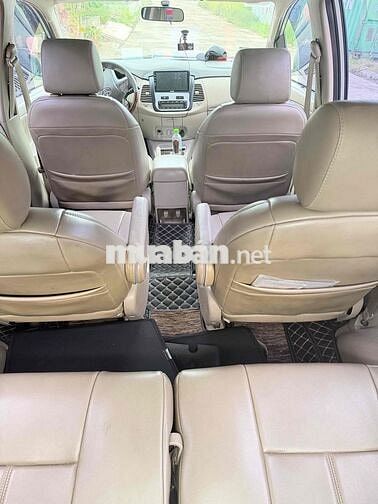 Toyota Innova V 2014 Tự động Bạc 190000 km