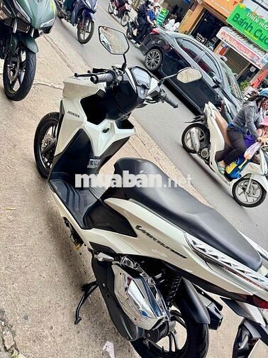 🔴🔴  Vario 150 Trắng đen 2019 xe đẹp có góp
