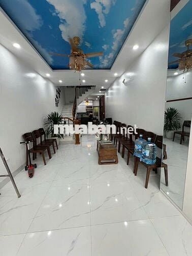 Chính chủ cần bán nhà đẹp dân xây Mỹ Đình - oto đỗ cửa