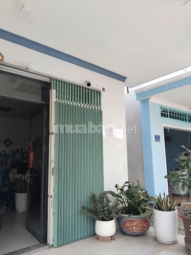 Bán Nhà Mặt Tiền - Gần BV Đa Khoa Thủ Đức - C4, 179m2. Giá chỉ 3.2 Tỷ