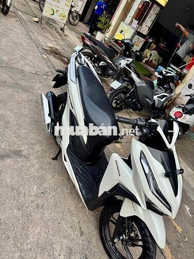 🔴🔴  Vario 150 Trắng đen 2019 xe đẹp có góp