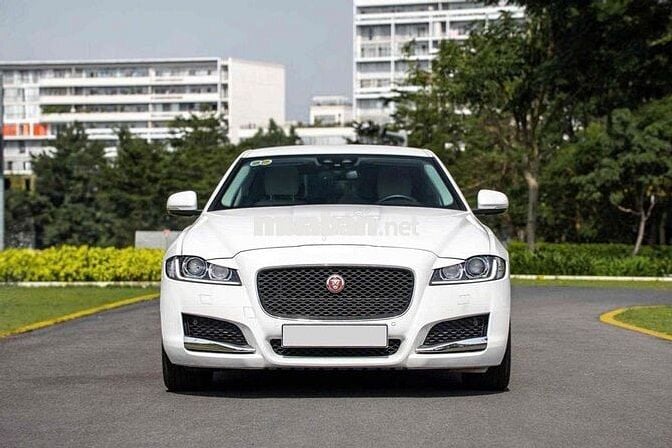 Jaguar XF Pure 2017 Trắng 40.000 miles